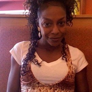 Meet your Posher, Deborah